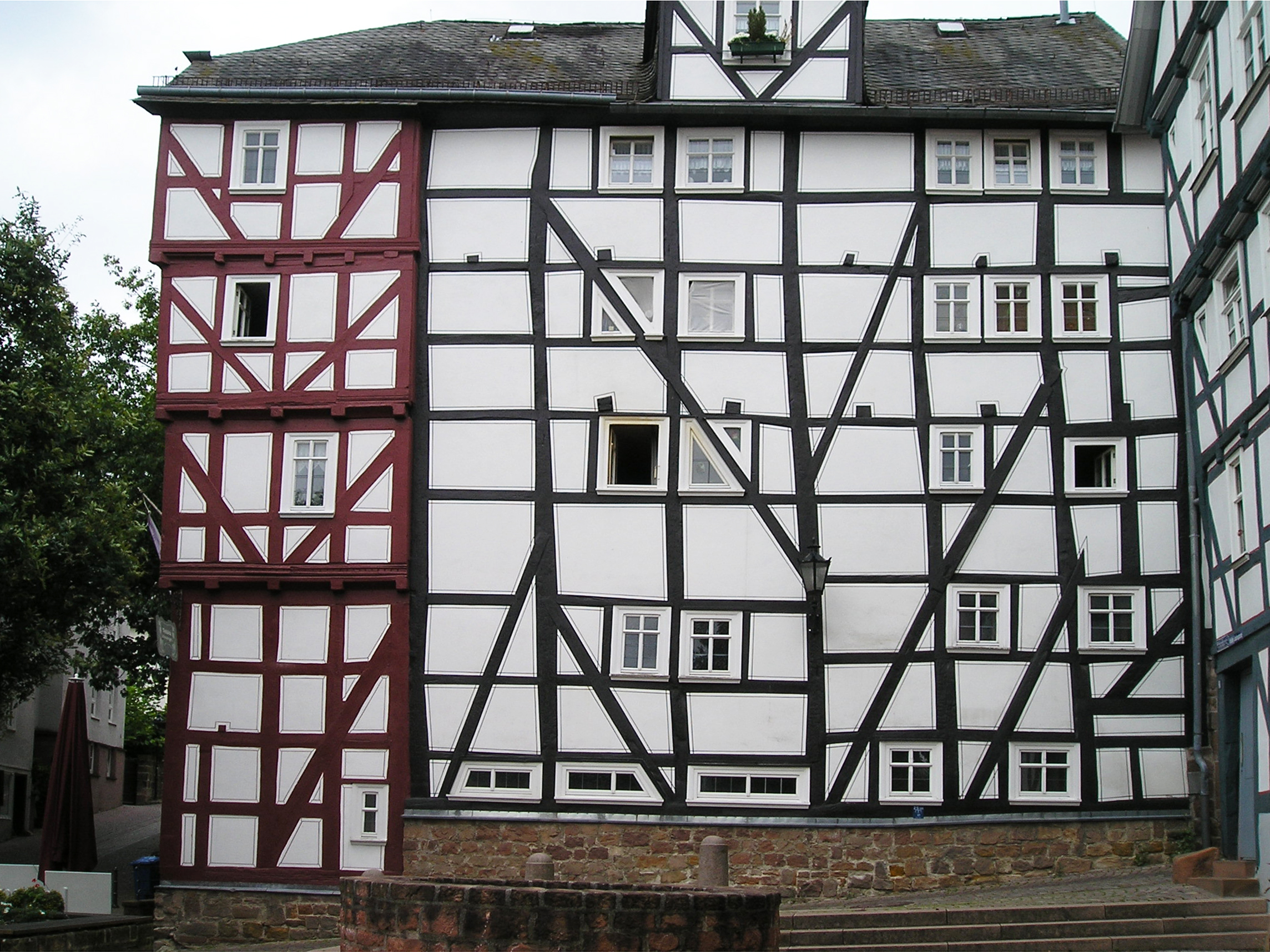 Marburg, Schlosstreppe 1