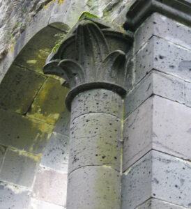 Arnsburg, Klosterkirche, nördl. SS, 12. Jh. (ab 1197)